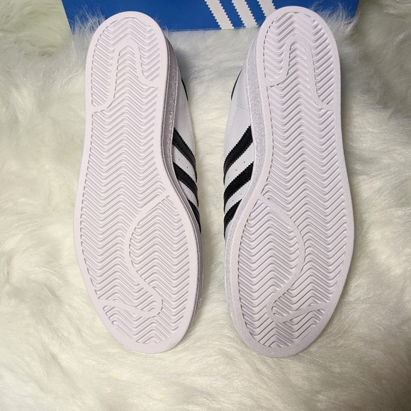 đź–¤SOLDđź–¤Adidas Superstar Originals M/7 W8 - Picture 5 of 10